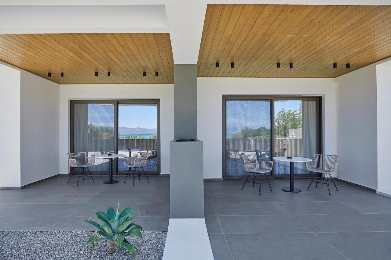 Mare Suites Lechaio Exterior photo